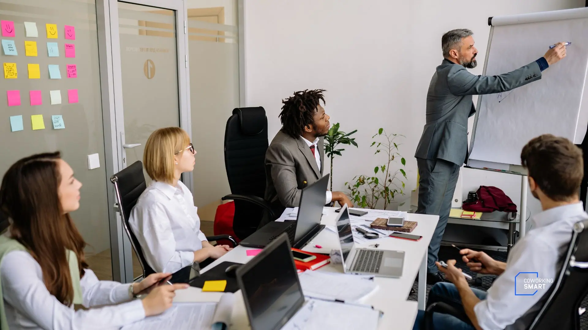 Coworking para empresas em expansão: sinais de que chegou a hora de profissionalizar sua estrutura